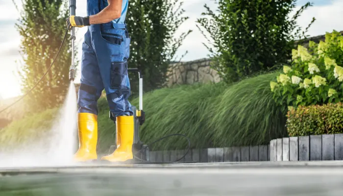 Residential pressure cleaning Residential pressure cleaning